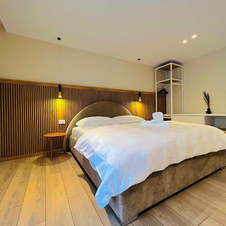 Tirana Center Hideaway Διαμέρισμα Εξωτερικό φωτογραφία